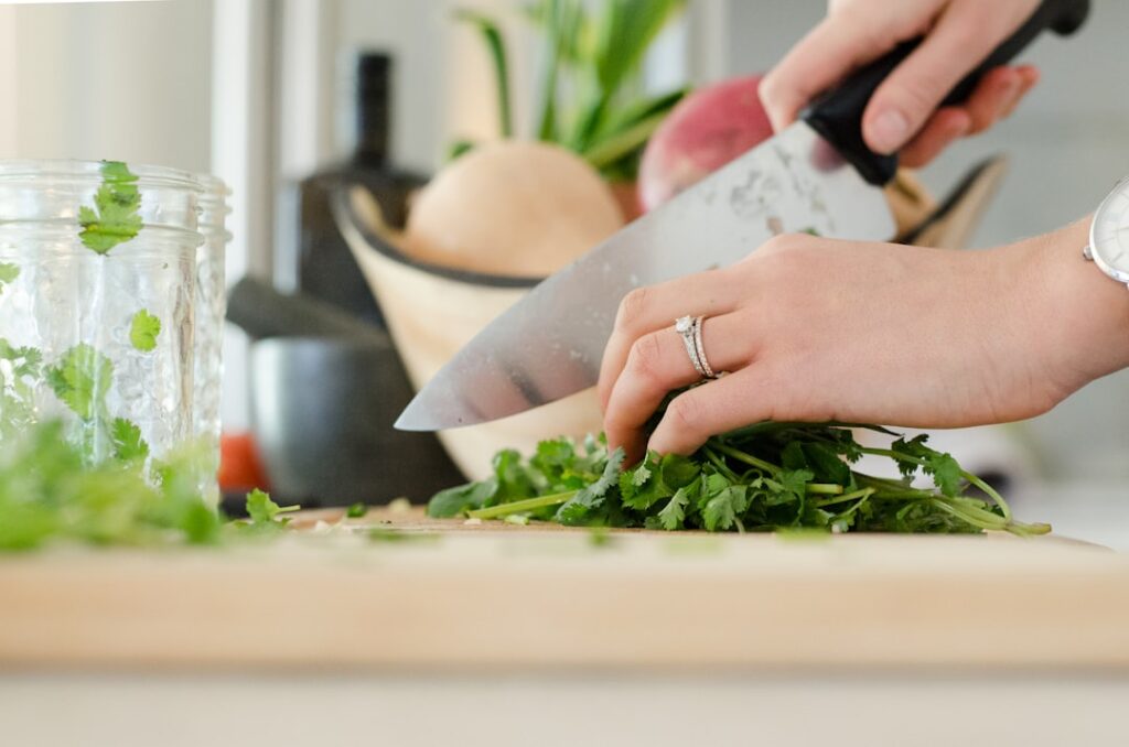 Kitchen Tools That Make Meal Prep Faster and Cleaner